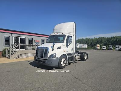 Used 2019 Freightliner Cascadia Detroit DD13 Semi Truck for sale #808635 - photo 1