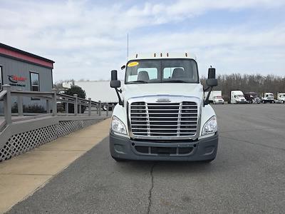 Used 2019 Freightliner Cascadia - photo 1