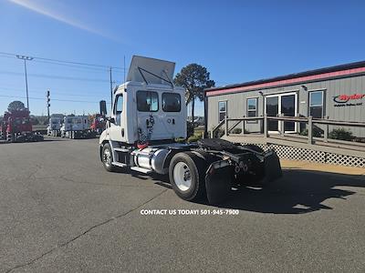 Used 2019 Freightliner Cascadia Detroit DD13 Semi Truck for sale #809503 - photo 2