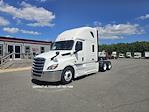 Used 2019 Freightliner Cascadia Detroit Diesel DD15 Semi Truck with Sleeper Cab for sale #822670 - photo 1