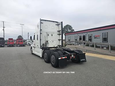 Used 2019 Freightliner Cascadia Detroit Diesel DD15 Semi Truck with Sleeper Cab for sale #870176 - photo 2