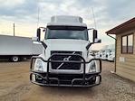 Used 2020 Volvo VNR Volvo D13 Semi Truck for sale #243434 - photo 3