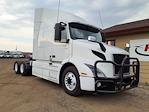 Used 2020 Volvo VNR Volvo D13 Semi Truck for sale #243434 - photo 4