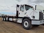 Used 2015 Freightliner 108SD Conventional Cab Flatbed Truck for sale #305460 - photo 4
