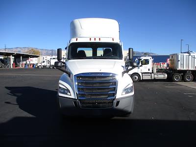 Used 2023 Freightliner Cascadia Detroit DD13 Semi Truck for sale #401683 - photo 2