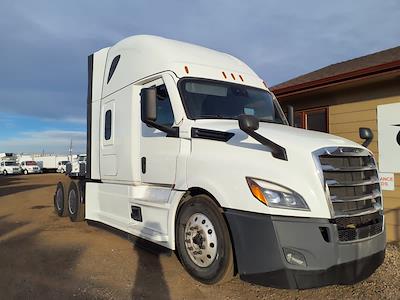 Used 2021 Freightliner Cascadia Detroit Diesel DD15 Semi Truck with Sleeper Cab for sale #504189 - photo 1