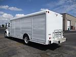 Used 2015 Freightliner M2 106 Beverage Truck for sale #587927 - photo 2