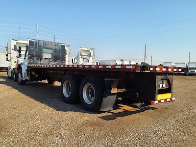 Used 2018 Freightliner M2 106 Conventional Cab Flatbed Truck for sale #682223 - photo 2