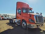 Used 2018 Freightliner Cascadia Detroit Diesel DD15 Semi Truck for sale #757965 - photo 3
