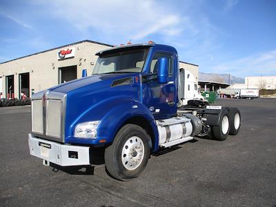 Used 2018 Kenworth T880 Cummins ISX Semi Truck for sale #786630 - photo 1
