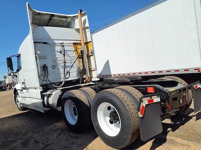 Used 2019 Volvo VNR Volvo D13 Semi Truck for sale #792130 - photo 2