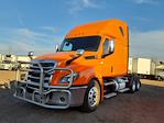 Used 2019 Freightliner Cascadia Detroit Diesel DD15 Semi Truck with Sleeper Cab for sale #806048 - photo 1