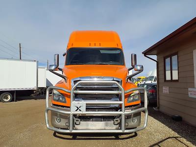 Used 2019 Freightliner Cascadia - photo 1