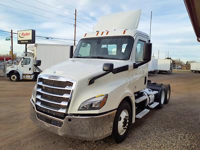 Used 2019 Freightliner Cascadia Detroit Diesel DD15 Semi Truck for sale #813127 - photo 1