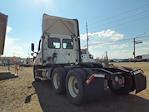 Used 2019 Freightliner Cascadia Detroit DD13 Semi Truck for sale #877701 - photo 2