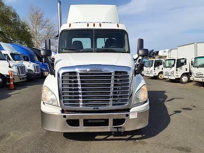Used 2018 Freightliner Cascadia - photo 1