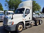 Used 2020 Freightliner Cascadia Detroit Diesel DD15 Semi Truck for sale #290526 - photo 1