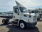 Used 2015 Freightliner Cascadia Detroit DD13 Semi Truck for sale #304097 - photo 5