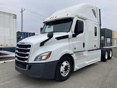 Used 2022 Freightliner Cascadia - photo 1