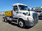 Used 2017 Freightliner Cascadia Detroit DD13 Semi Truck for sale #668081 - photo 4