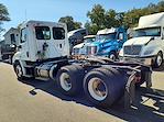 Used 2017 Freightliner Cascadia Detroit DD13 Semi Truck for sale #668081 - photo 2