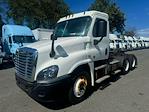 Used 2017 Freightliner Cascadia Detroit DD13 Semi Truck for sale #670331 - photo 1