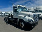 Used 2017 Freightliner Cascadia Detroit DD13 Semi Truck for sale #670331 - photo 4