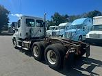 Used 2017 Freightliner Cascadia Detroit DD13 Semi Truck for sale #670331 - photo 2
