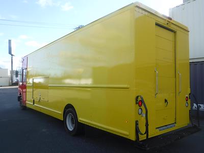 Used 2017 Freightliner MT 55 Step Van / Walk-in for sale #671927 - photo 2