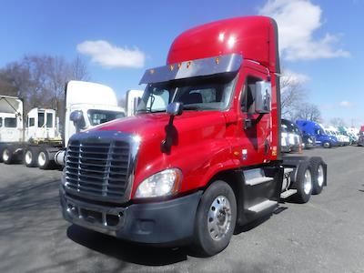 Used 2017 Freightliner Cascadia - photo 1