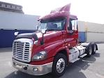 Used 2018 Freightliner Cascadia Detroit DD13 Semi Truck for sale #681488 - photo 3