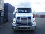 Used 2018 Freightliner Cascadia Detroit Diesel DD15 Semi Truck for sale #681640 - photo 3