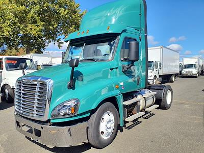 Used 2018 Freightliner Cascadia Detroit DD13 Semi Truck for sale #752774 - photo 1