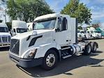 Used 2018 Volvo VNL Volvo D13 Semi Truck for sale #757046 - photo 1