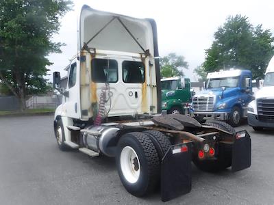 Used 2018 Freightliner Cascadia Detroit DD13 Semi Truck for sale #768384 - photo 2
