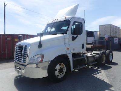 Used 2018 Freightliner Cascadia Detroit DD13 Semi Truck for sale #788280 - photo 1