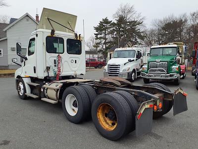 Used 2019 Freightliner Cascadia - photo 1