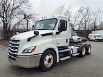 Used 2019 Freightliner Cascadia Detroit DD13 Semi Truck for sale #812912 - photo 1