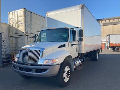 Used 2019 International DuraStar 4300 Box Truck for sale #813922 - photo 1
