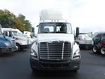 Used 2019 Freightliner Cascadia Detroit Diesel DD15 Semi Truck for sale #821033 - photo 2