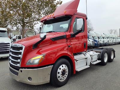Used 2019 Freightliner Cascadia Detroit DD13 Semi Truck for sale #821503 - photo 1