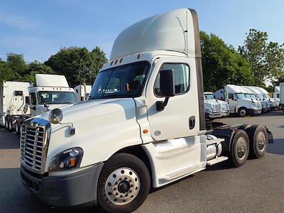 Used 2019 Freightliner Cascadia Detroit Diesel DD15 Semi Truck for sale #823048 - photo 1