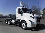 Used 2019 Volvo VNR Volvo D13 Semi Truck for sale #828090 - photo 4