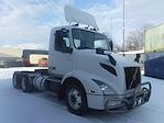 Used 2019 Volvo VNR Volvo D13 Semi Truck for sale #828224 - photo 4