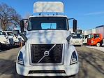 Used 2019 Volvo VNR Volvo D13 Semi Truck for sale #828229 - photo 3