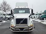 Used 2019 Volvo VNR Volvo D13 Semi Truck for sale #828234 - photo 3