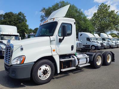 Used 2019 Freightliner Cascadia Cummins X15 Semi Truck for sale #861579 - photo 1