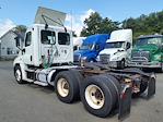 Used 2019 Freightliner Cascadia Cummins X15 Semi Truck for sale #861579 - photo 2
