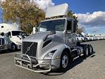 Used 2019 Volvo VNR Volvo D13 Semi Truck for sale #868571 - photo 1