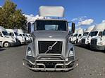 Used 2019 Volvo VNR Volvo D13 Semi Truck for sale #868571 - photo 3